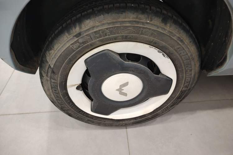 Used Wuling Hongguang MINIEV 2021 Macaron Sandwich Model 170 km Lithium Iron Phosphate
