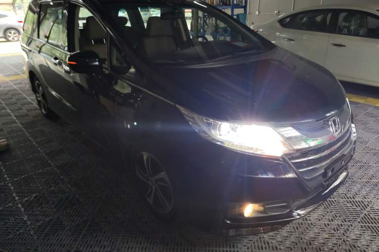 Used Honda Odyssey 2017 2.4L Luxury Edition
