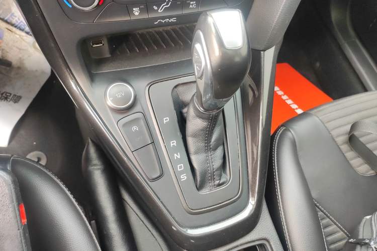 Used Ford Focus 2017 Hatchback EcoBoost 180 Automatic Elite Model
