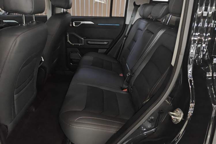 Used JETOUR Traveler 2023 2.0T Four-Wheel Drive Conqueror