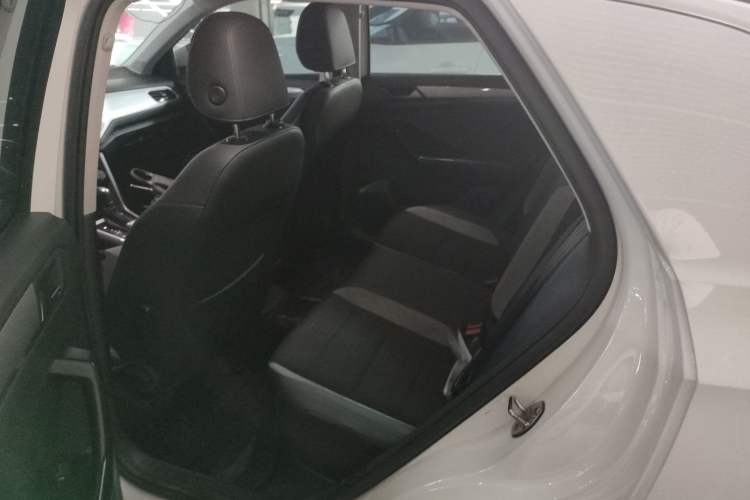 Used Volkswagen T-ROC 2022 280TSI DSG Two-Wheel Drive Elite PLUS
