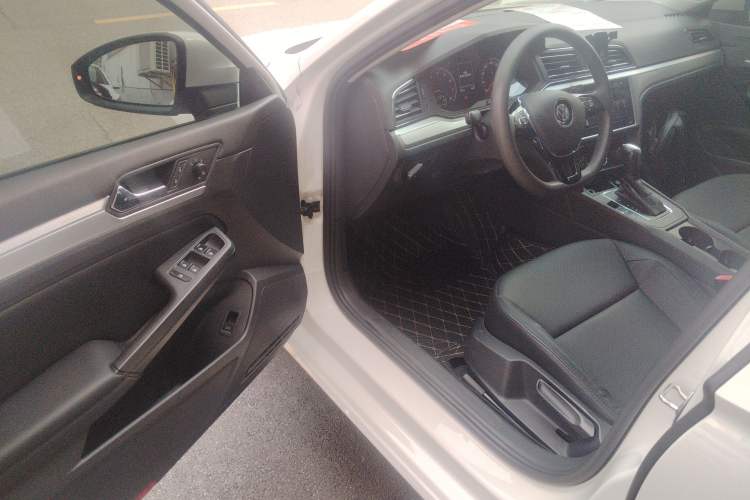 Used Volkswagen Lamando 2021 230TSI DSG Fashion Edition
