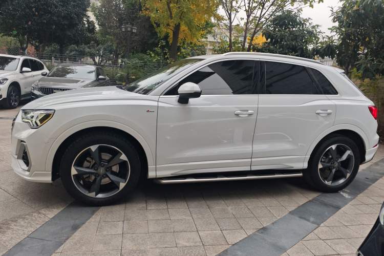 Used Audi Q3 2019 40 TFSI Fashion Dynamic Model