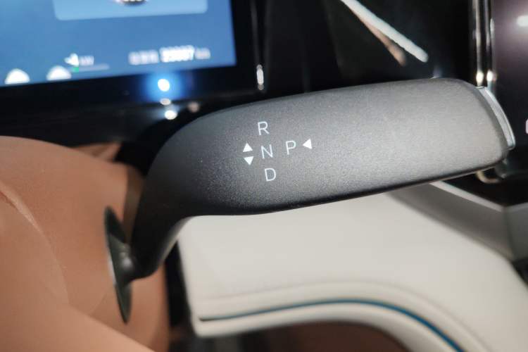 Used BYD Xia 2025 DM-i 1.5T 100km Supreme Edition
