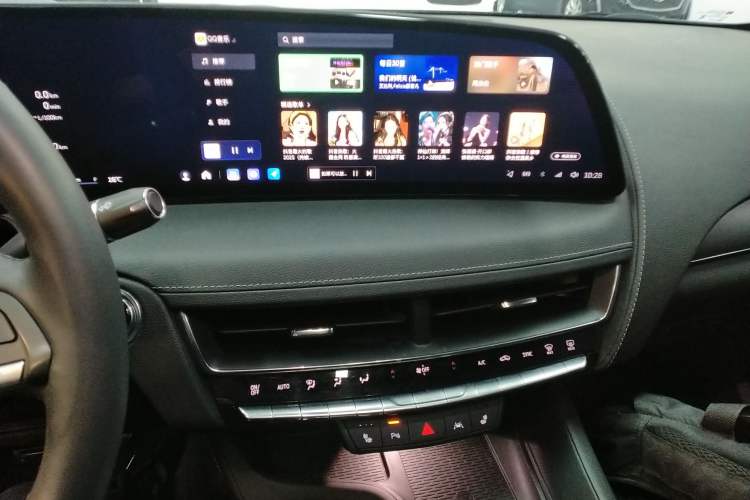 Used Cadillac CT5 2024 28T Luxury Pro Trim
