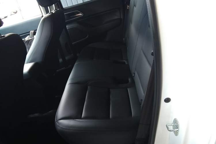 Used Great Wall Poer 2024 2.4T Commercial Version Automatic Diesel Two-Wheel Drive Elite Edition
