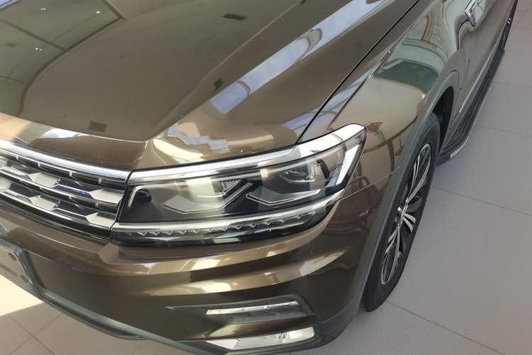 Used Volkswagen Tiguan L 2017 380TSI Automatic All-Wheel-Drive Luxury Edition