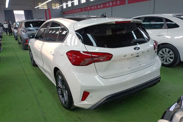 Used Ford Focus 2022 Hatchback EcoBoost 180 Automatic ST Line