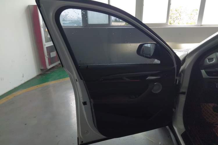 Used BMW X1 2022 sDrive25Li Leading Model
