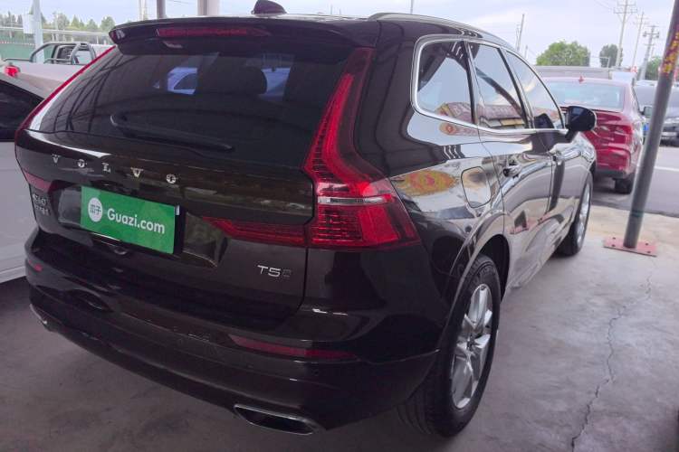 Used Volvo XC60 2019 T5 4x4 Smart Edition China VI Standard

