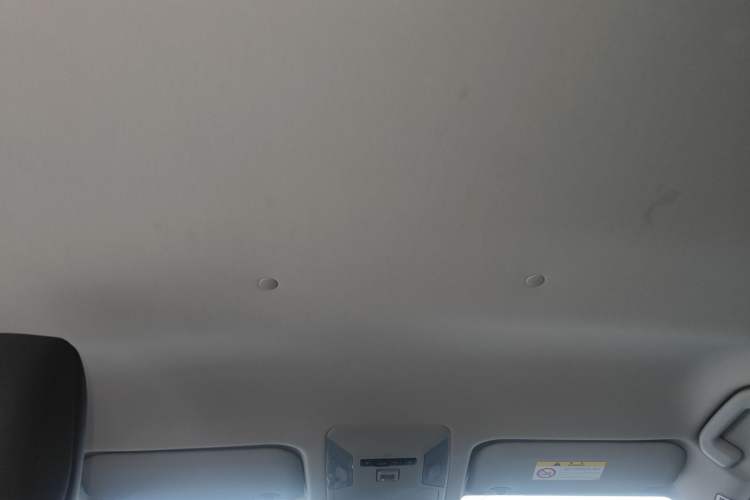 Used Toyota Wildlander 2022 Updated Version 2.0L CVT Two-Wheel Drive Leading Edition
