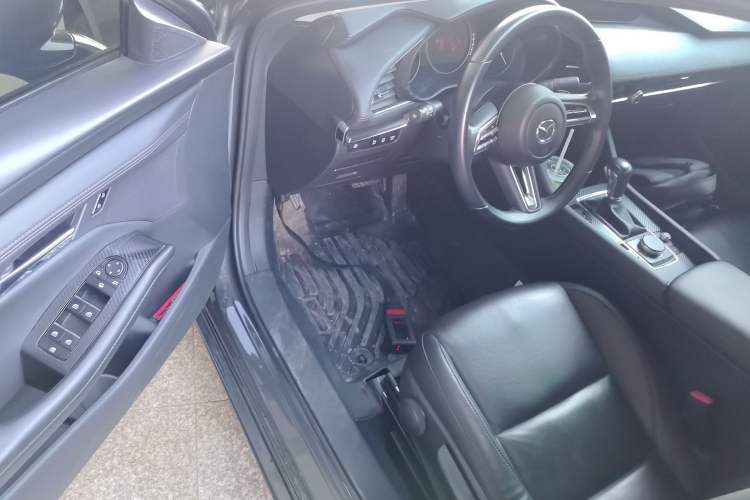 Used Mazda Mazda 3 Axela 2022 2.0L Automatic ZhiXuan Edition