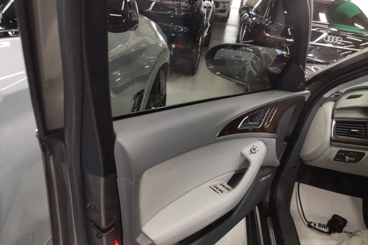 Used Audi A6L 2014 35 FSI Comfort Version
