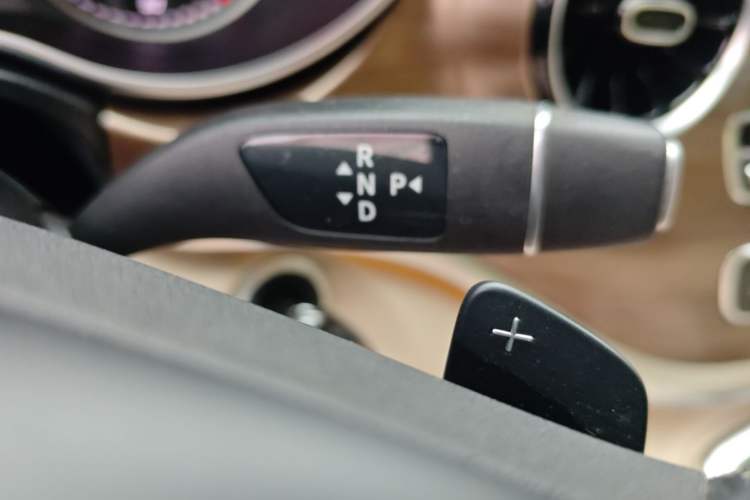 Used Mercedes-Benz V-Class 2021 V 260 L Long Wheelbase Prestige Edition
