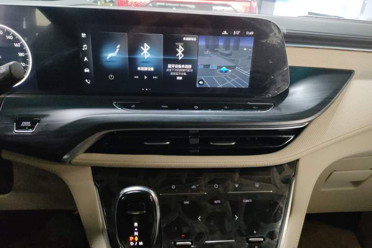 Used Buick GL8 2022 ES Landtrek 653T Luxury Edition
