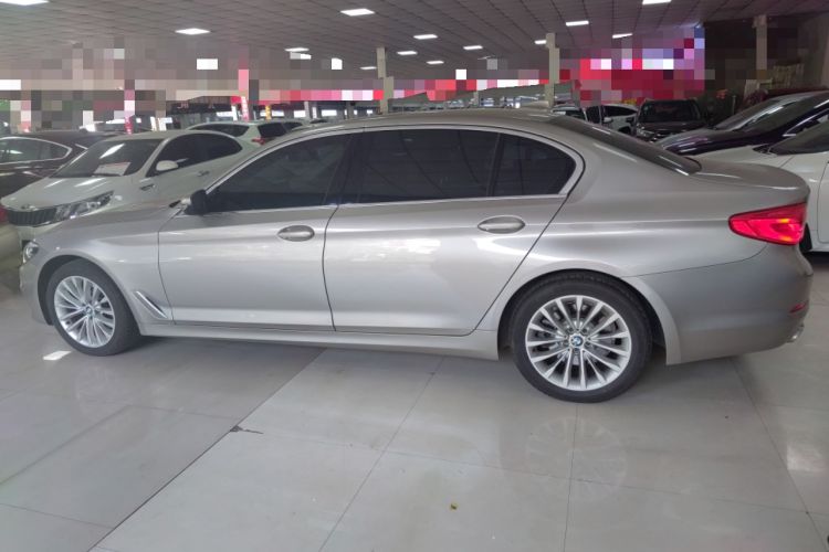 Used BMW 5 Series 2019 525Li Luxury Package
