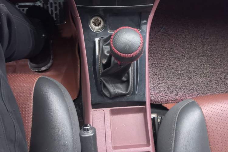 Used BYD F3 2012 Energy-Saving Edition 1.5L Manual Comfort Model