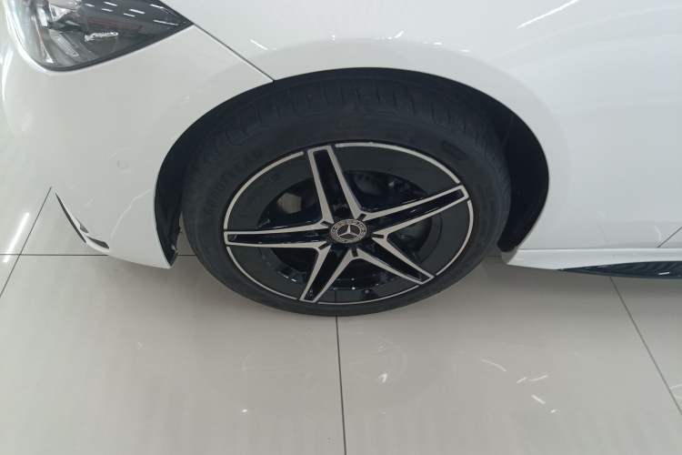 Used Mercedes-Benz C-Class 2024 Second Facelift C 260 L Starry Night Sport Edition
