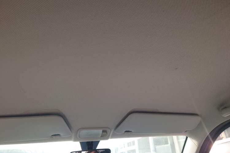 Used Wuling Hongguang MINIEV 2022 Macaron Premium Model – Lithium Iron Phosphate
