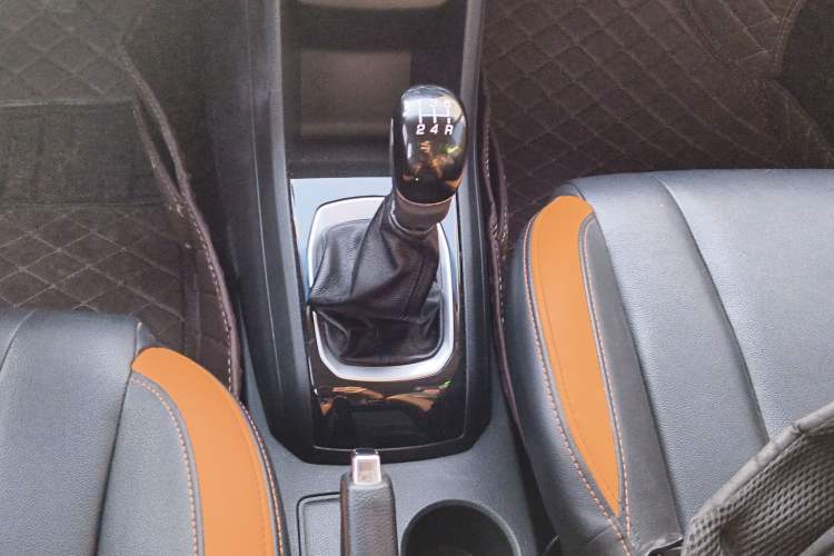 Used Baojun 310 2016 1.2L Manual Luxury Model
