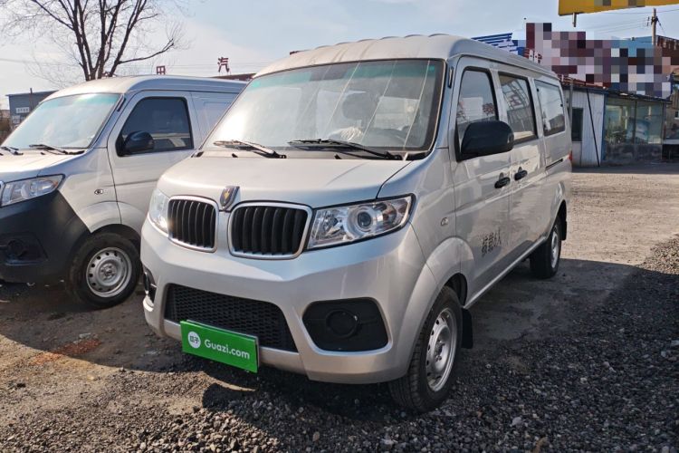 Used Jinbei Hiace X30 2024 1.5L Champion Edition Passenger Vehicle 5/6/7 Seats