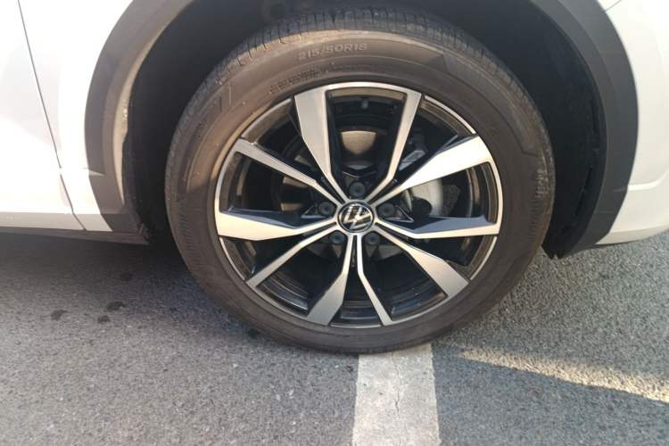 Used Volkswagen T-ROC 2023 300TSI DSG Two-Wheel-Drive Chen Guang Edition
