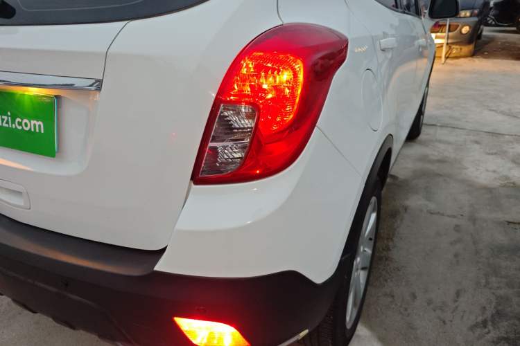 Used Buick Encore 2015 1.4T Automatic Two-Wheel Drive Urban Elite Version
