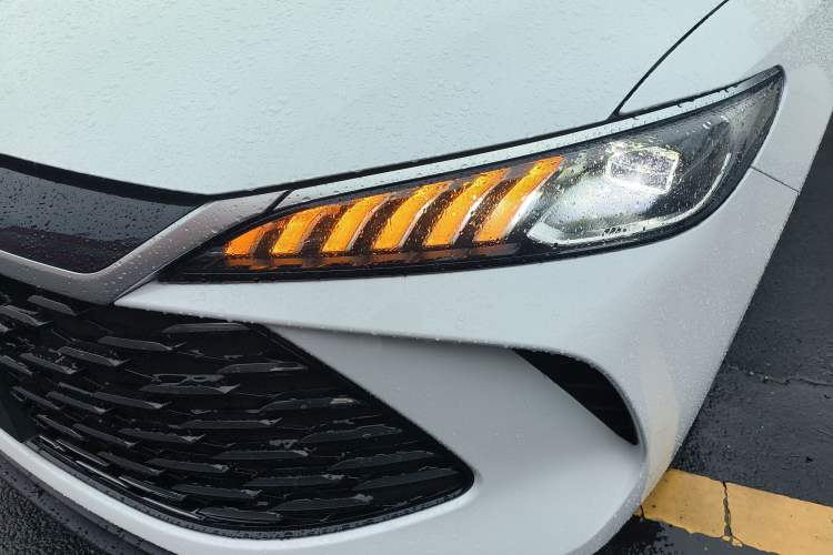 Used BYD Qin PLUS 2025 DM-i Smart Drive 55KM Leading Model
