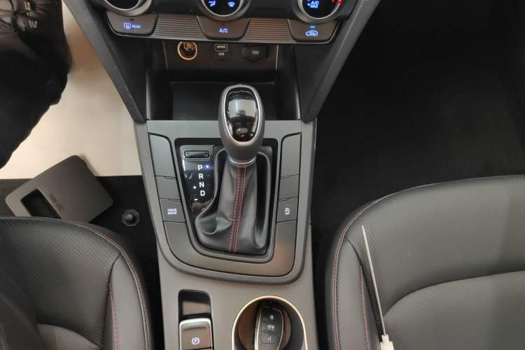 Used Hyundai Elantra 2019 1.4T Dual-Clutch Xuan Dong · Dynamic Model