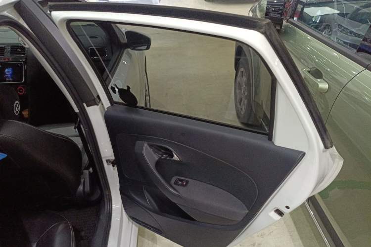 Used Volkswagen Polo 2018 1.5L Automatic Enjoyment Model
