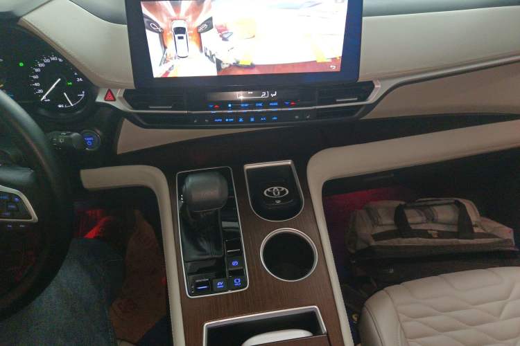 Used Toyota Sienna 2021 2.5L Hybrid Comfort Edition
