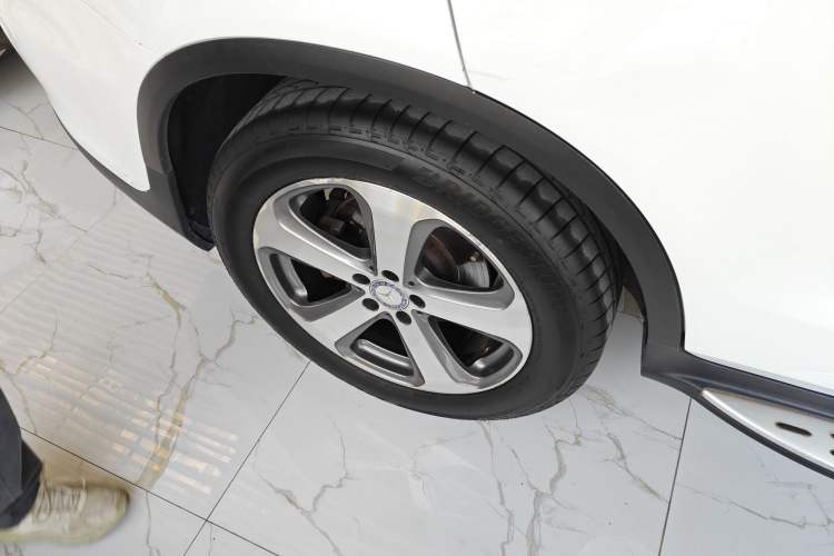 Used Mercedes-Benz GLC 2017 GLC 260 4MATIC Luxury Model
