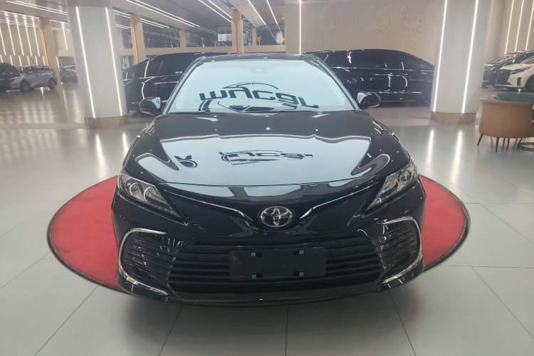 Used Toyota Camry 2021 2.0G Luxury Edition
