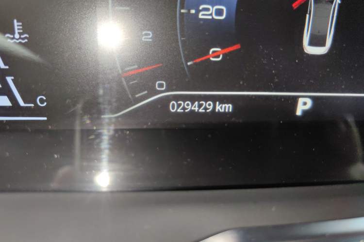 Used Dongfeng Aeolus Yixuan 2021 230T Automatic Zuiying Knight Edition
