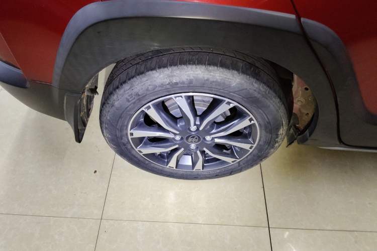 Used Toyota YARiS L 2022 X-Trail 1.5L CVT Luxury PLUS Edition
