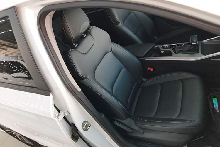 Used Geely Auto Emgrand 2022 4th Generation 1.5L CVT Elite Model