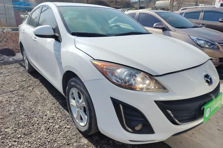 Used Mazda Mazda 3 2015 Sedan 1.6L Automatic Elite Model