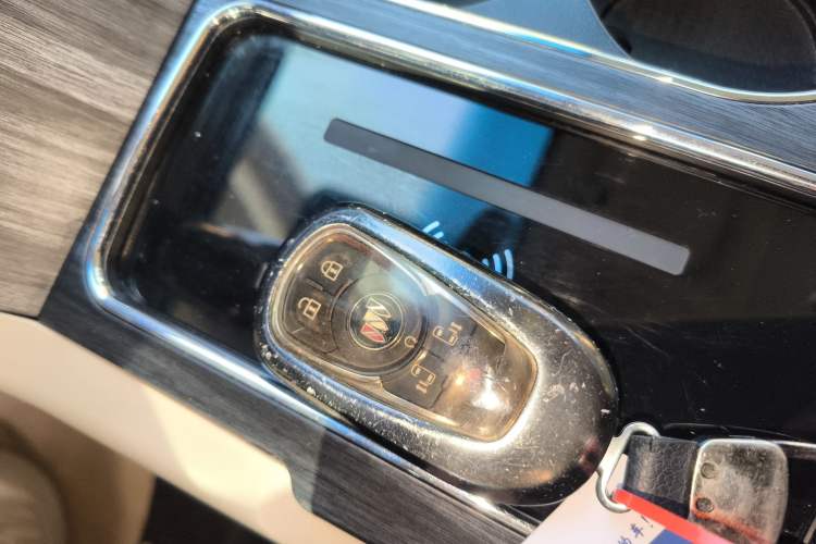 Used Buick GL8 2023 ES Lu Zun Deluxe Model
