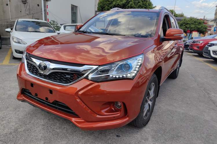 Used BYD Song 2016 GaiShi Edition 1.5TI Manual Elite Model
