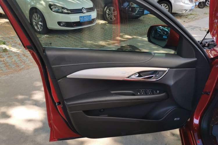 Used Cadillac ATS-L 2017 28T Fashion Edition
