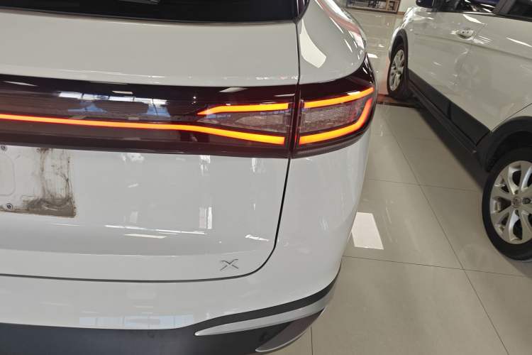 Used Volkswagen ID.4 X 2025 Smart Version Pure & Intelligent Enjoyment Edition
