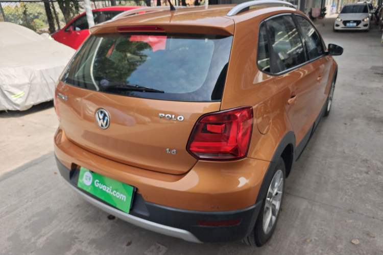 Used Volkswagen Polo 2014 1.6L Cross Polo Automatic
