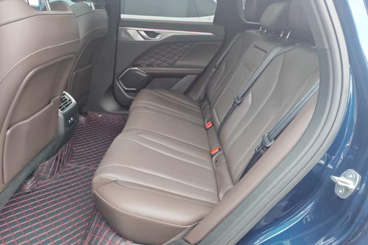 Used Wey Mocha 2021 2.0T Two-Wheel-Drive Ultra-Strong Version
