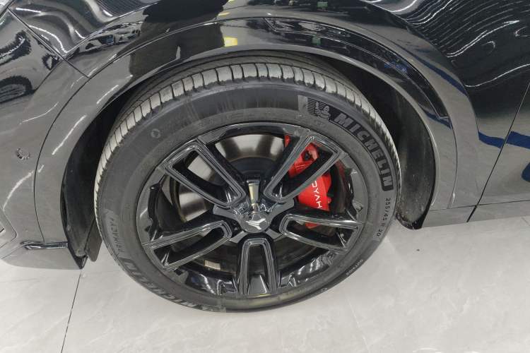 Used VOYAH FREE 2025 318 318 km Rear-Drive Touring Edition