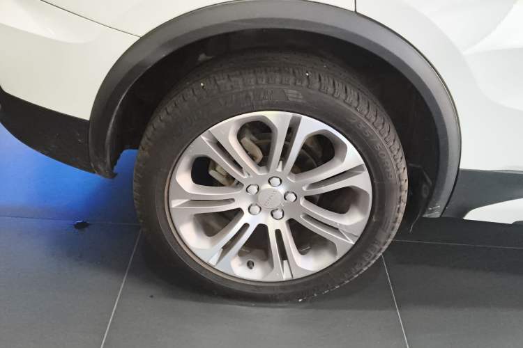 Used Lynk & Co 01 2019 2.0T Two-Wheel-Drive Pro Version China VI Standard
