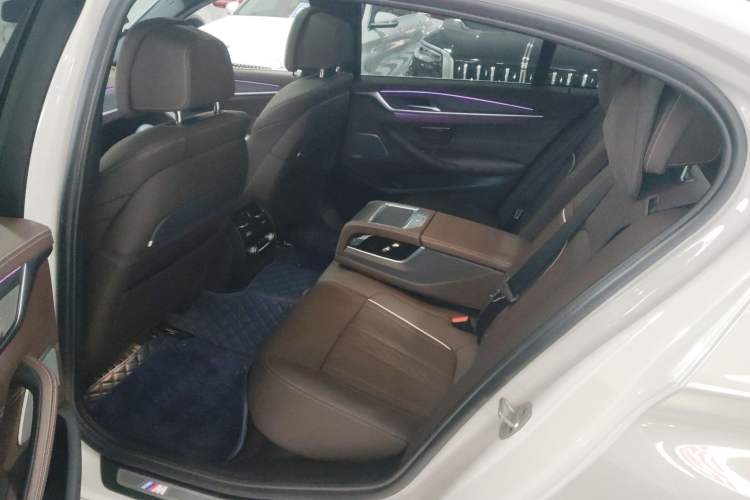 Used BMW 5 Series 2022 Restyled 530Li Luxury Edition M Sport Package
