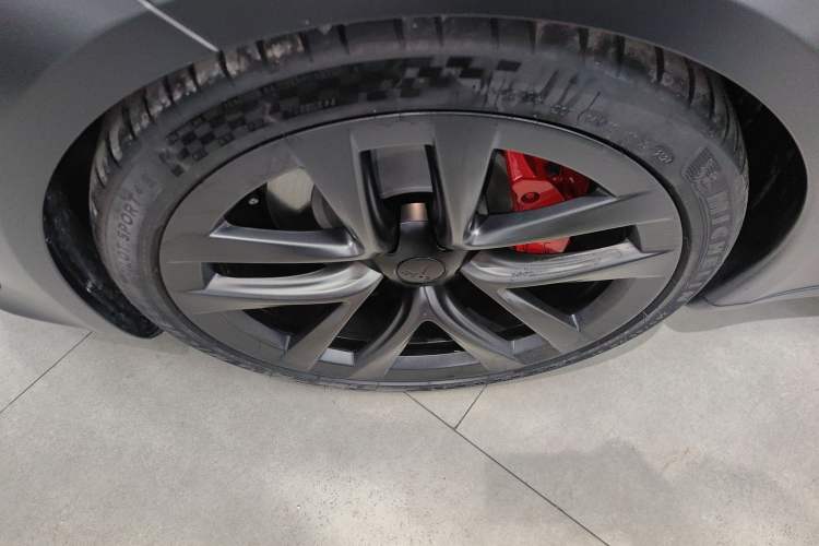 Used Tesla Model S 2023 Dual-Motor All-Wheel-Drive Version
