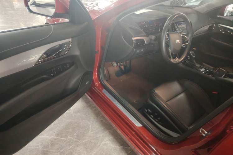 Used Cadillac ATS-L 2017 28T Fashion Edition
