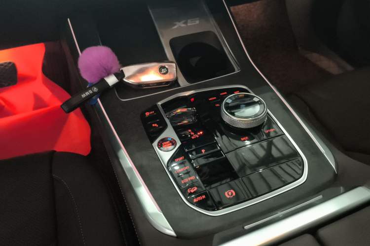 Used BMW X5 2023 xDrive 30Li Luxury M Sport Night Edition Package
