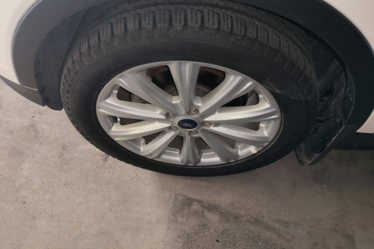 Used Ford Kuga 2017 EcoBoost 180 Two-Wheel-Drive Luxury Wing Edition
